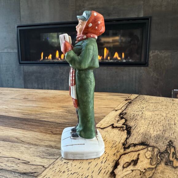 1979 Vintage Norman Rockwell Boy Singing Christmas Carols w/ Dog Figure, NR 203 - Picture 4 of 11